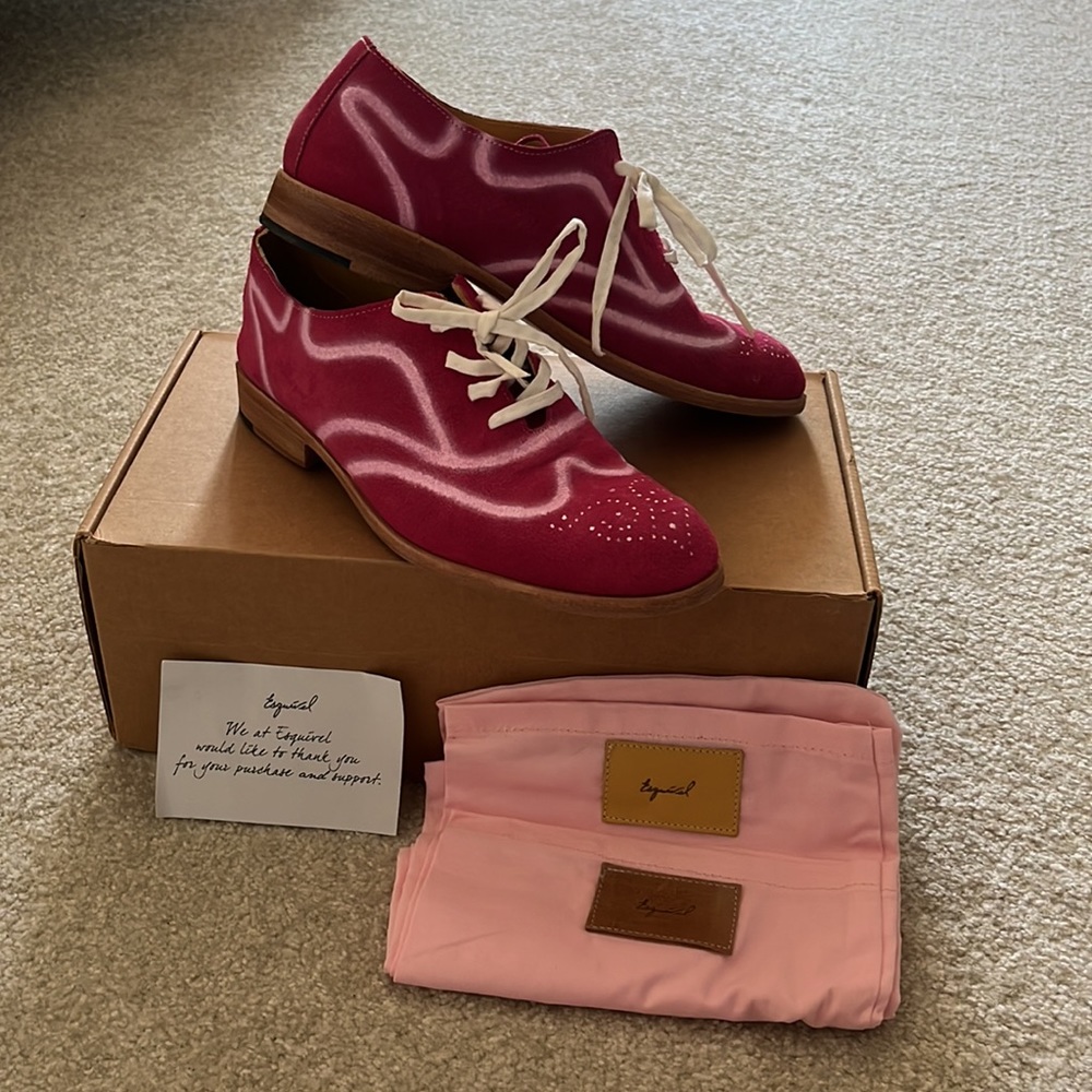 Collectable Esquivel Hand Painted Wingtip-Fuchsia Oxford Shoes 8